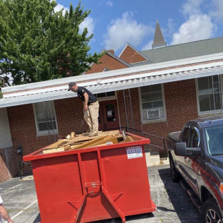 KEC Roll Offs Dumpster